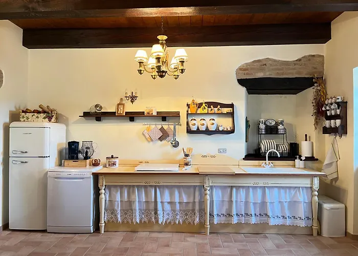 Casale Di Campagna * Monte San Giusto